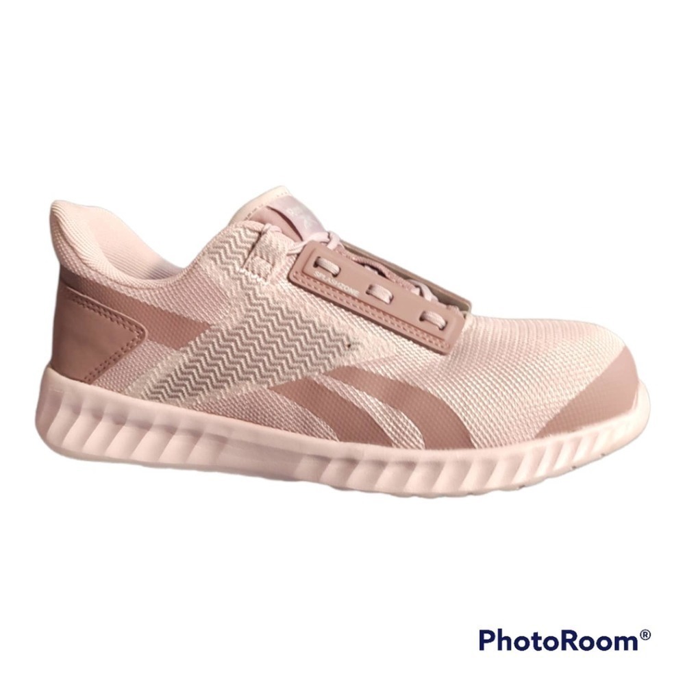 Reebok Sublite Steel toe work shoe woman size 7.5 pre-owned like new
